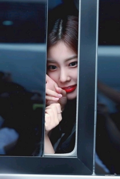 여돌 아이컨텍 간접체험.jpgif | 인스티즈